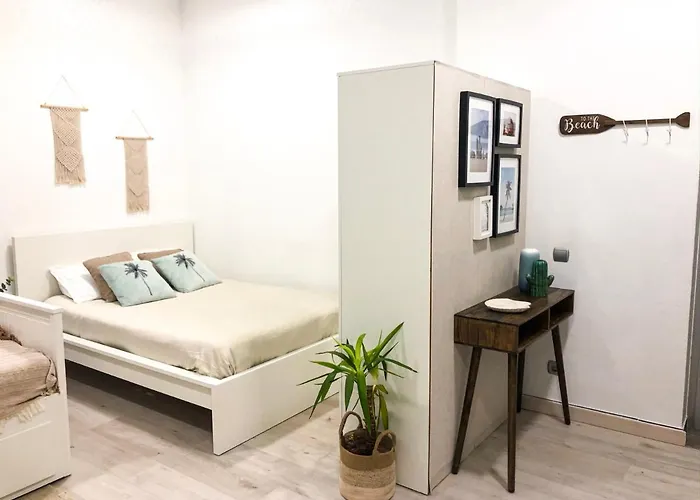 Sea, Sand&sun Spot - *